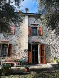 Casa indipendente in vendita a Montedivalli, Podenzana (MS)