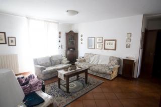 Casa semi-indipendente in vendita a Centro, Carrara (MS)