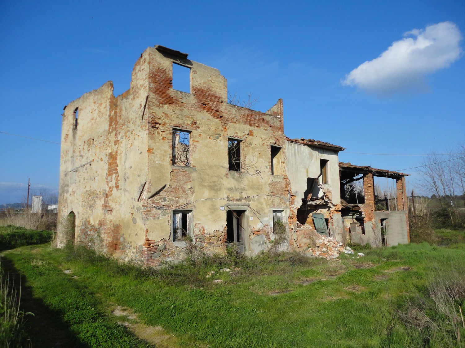 Rustico in vendita a Badia Pozzeveri, Altopascio (LU)