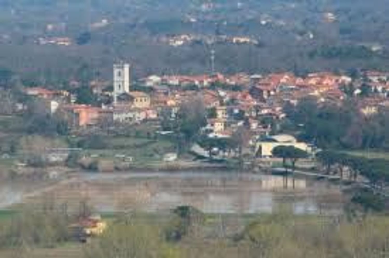 Rustico in vendita a Badia Pozzeveri, Altopascio (LU)