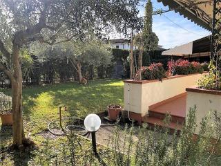 Casa semi-indipendente in vendita a Cinquale, Montignoso (MS)