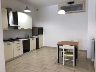 Appartamento in vendita a Zona Coop, Colle Di Val D'elsa (SI)