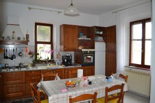 Casa indipendente in vendita a Campiglia Marittima (LI)