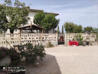 Casa indipendente in vendita a Venturina, Campiglia Marittima (LI)