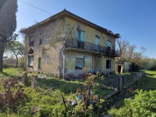 Casa indipendente in vendita a Ponticelli, Santa Maria A Monte (PI)