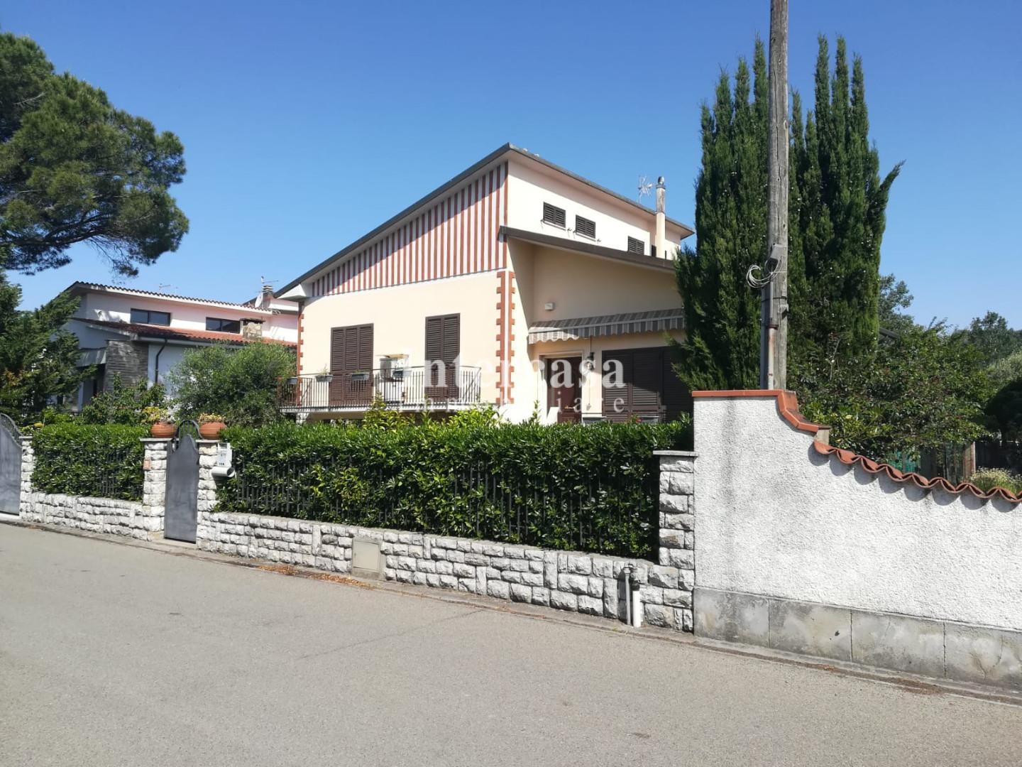 Villa in vendita a La Vettola - Pisa