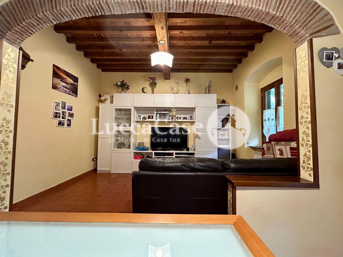 Appartamento in vendita a Piaggione - Lucca