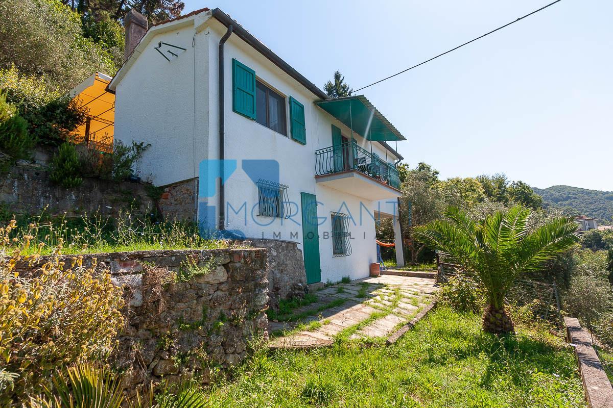 Casa indipendente in vendita a Capezzano, Pietrasanta (LU)